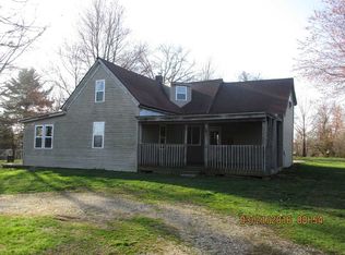 414 E Vine St, Dale, IN 47523