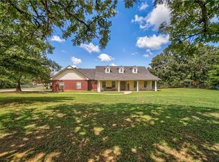 2 Janice Ln, Shawnee, OK 74801