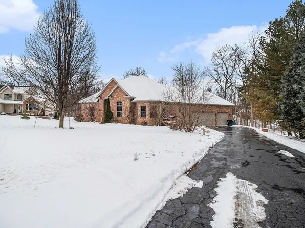 108 Lolabell Dr, Valparaiso, IN 46385