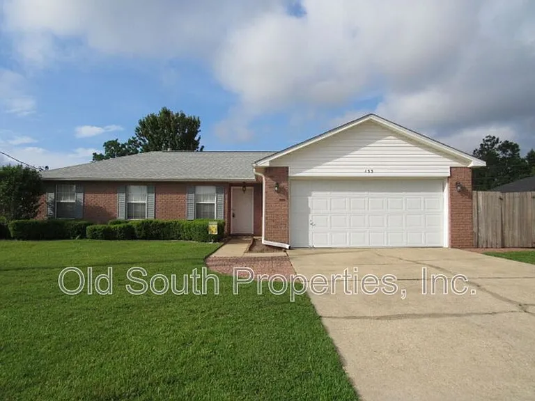 133 Windward Ct — Photo 1