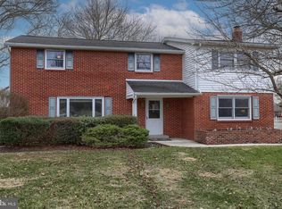 7041 Terrann Dr, Harrisburg, PA 17112