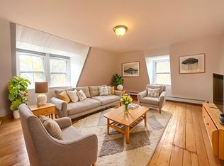 156 Park St APT 2, Newton, MA 02458