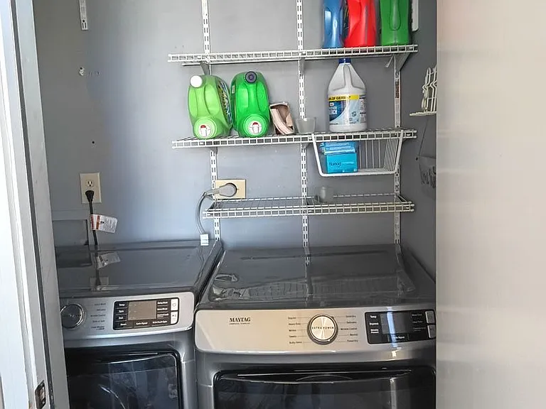 1870 Auburn Ln #20-A — Photo 16