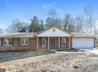 110 Fairfield Dr, Ellenwood, GA