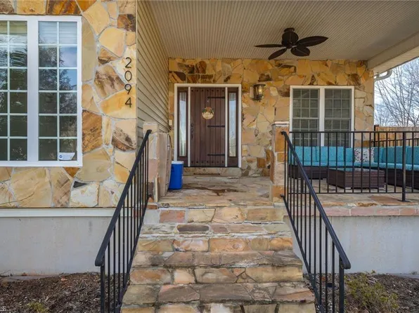 2094 Ardmore Ct, Winston Salem, NC 27127
