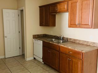 502 Strickland Street Ext #C2, Pembroke, GA 31321