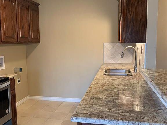 5th image of 3802 Byers Ave