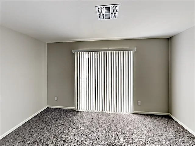 20785 W Thomas Rd — Photo 4
