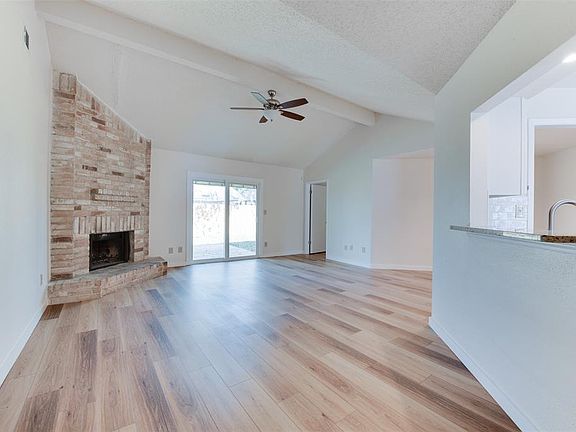 5th image of 12114 Woolford Drive