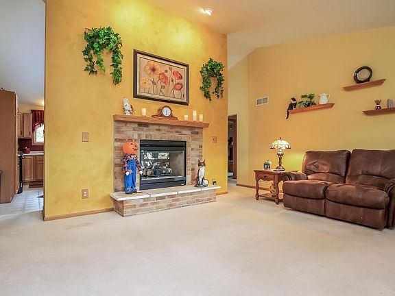 4th image of 10462 S Donald Dr
