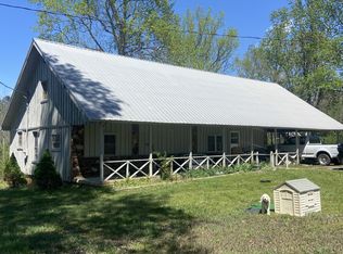 5322 Crawford School Rd, Scotts Hill, TN 38374