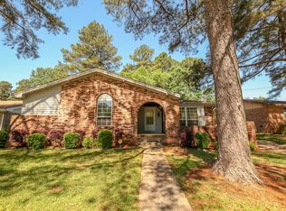 102 Ondo Ln, El Dorado, AR 71730