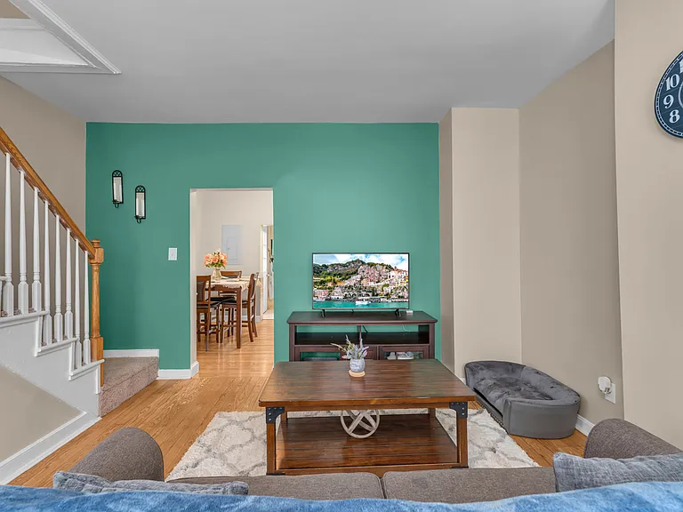206 Princess Anne St — Photo 44