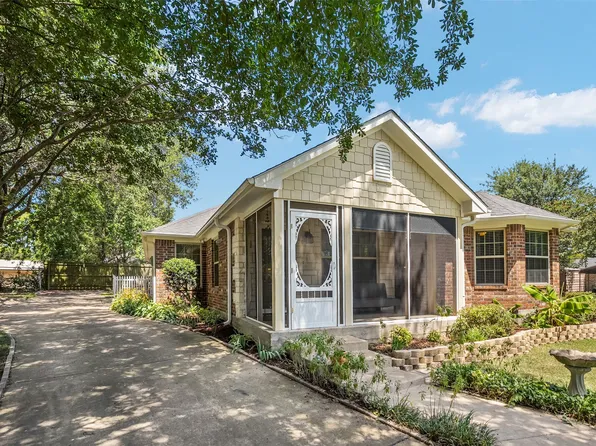 176 Seaside Dr, Gun Barrel City, TX 75156