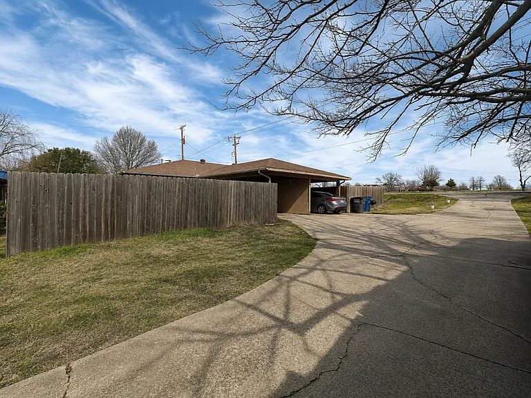 5512 Alexander St — Photo 16