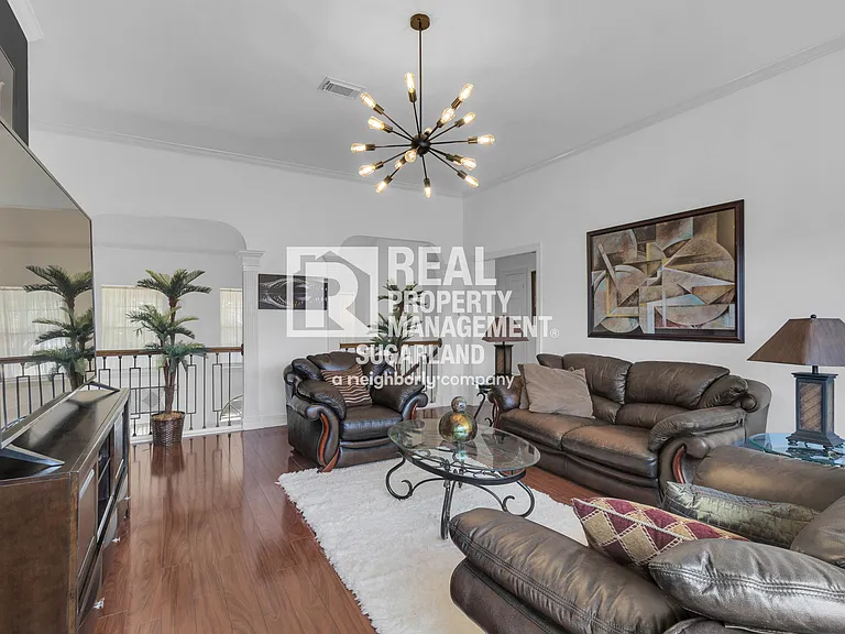 4410 Heatherwilde St — Photo 5