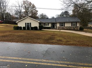 1814 26th St, Valley, AL 36854