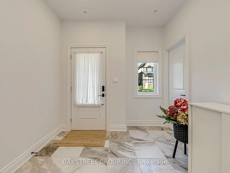 2119 Lillykin St #11 — Photo 5