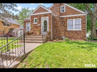 2557 S 6th St, Springfield, IL 62703