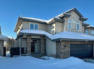 1644 Hector Rd NW, Edmonton, AB T6R3G9