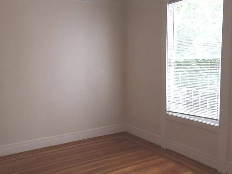 2852 California St #10 — Photo 9