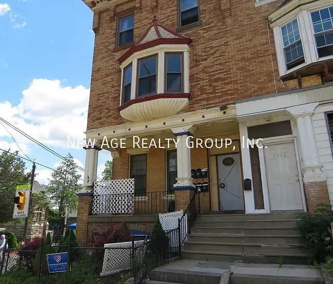 4500 Springfield Ave #3F — Photo 1