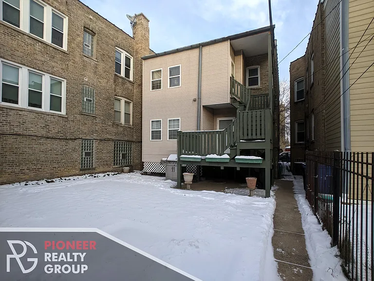 5650 N Spaulding Ave #2 — Photo 22