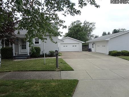 1st image of 1042 Grant Ave NW