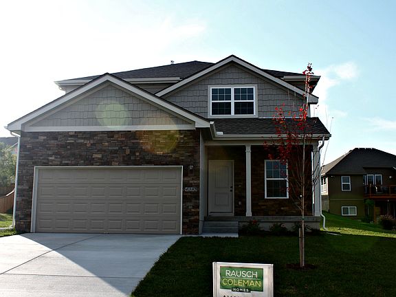 2nd image of 4305 NE 85th St