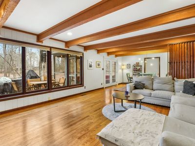 241 Louisiana Cir, Sewanee, TN, 37375