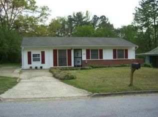 2602 Santa Barbara Dr NW, Atlanta, GA 30318