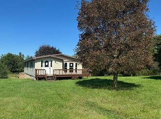 7196 Garfield Ave, Harborcreek, PA 16421