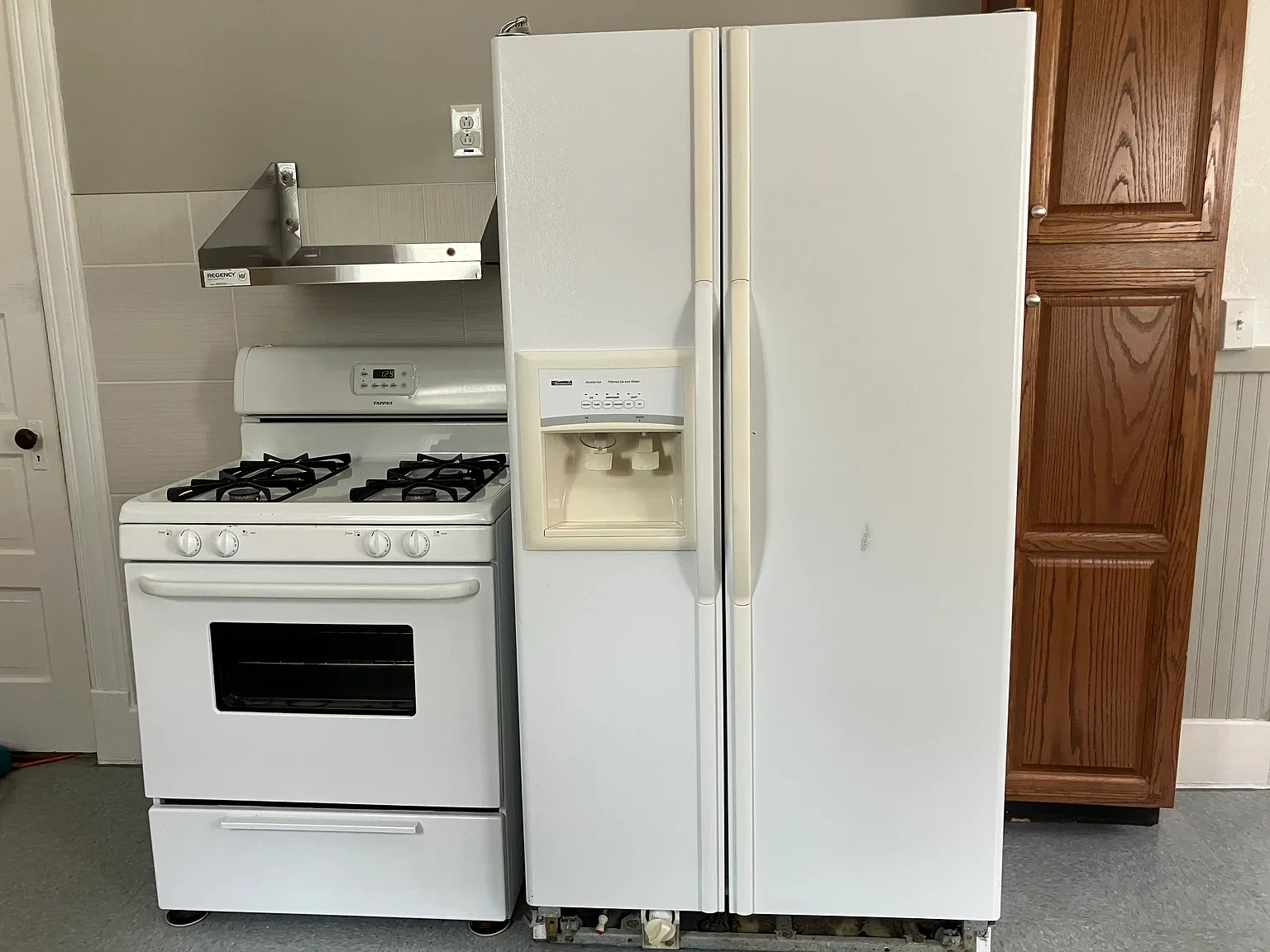 4 bed, $1,200 — Photo 3