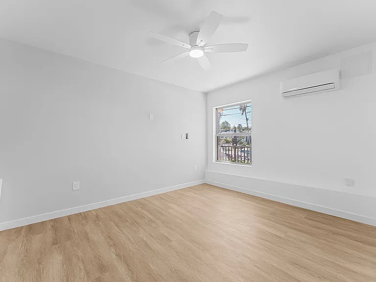3212 Hamilton Way #10 — Photo 10