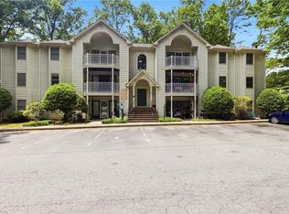 5934 W Friendly Ave Unit J, Greensboro, NC 27410