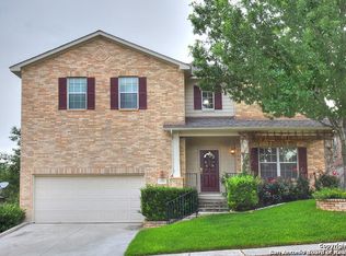 8223 Sabinoso Dr, Helotes, TX 78023