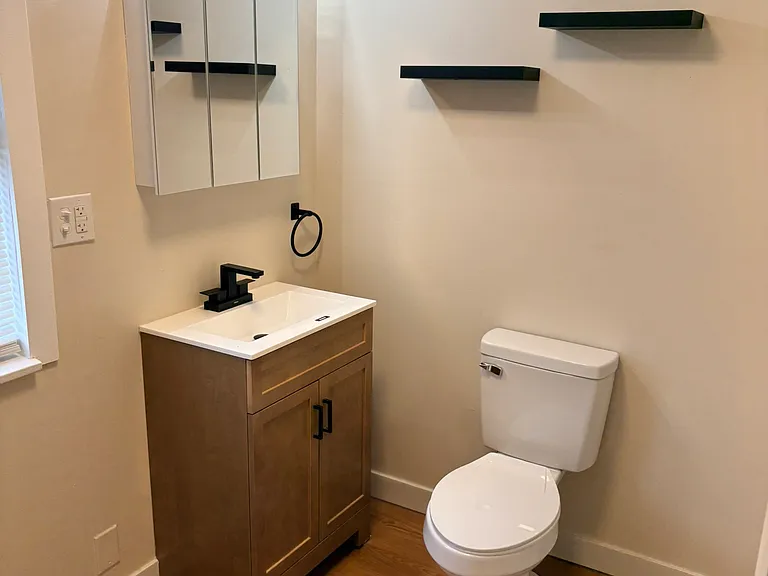 bath 2nd floor