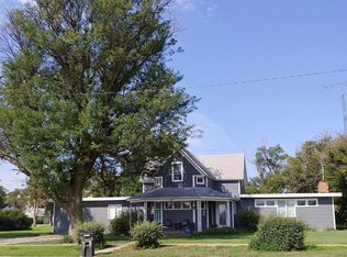 208 N Main St, Luray, KS 67649