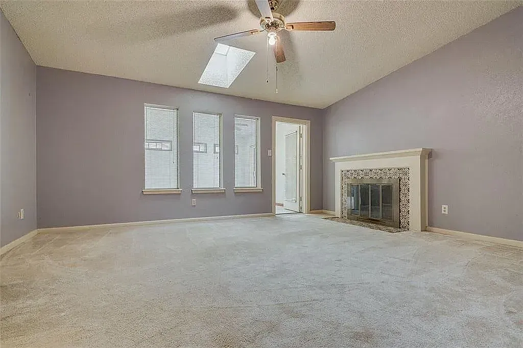 4 bed, 3746 sqft, $3,250 — Photo 3