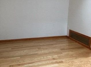 14631 61st Rd, Flushing, NY 11367