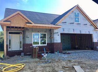 4038 Waterdam Cmns, Mt. Pleasant Twp, PA 15057