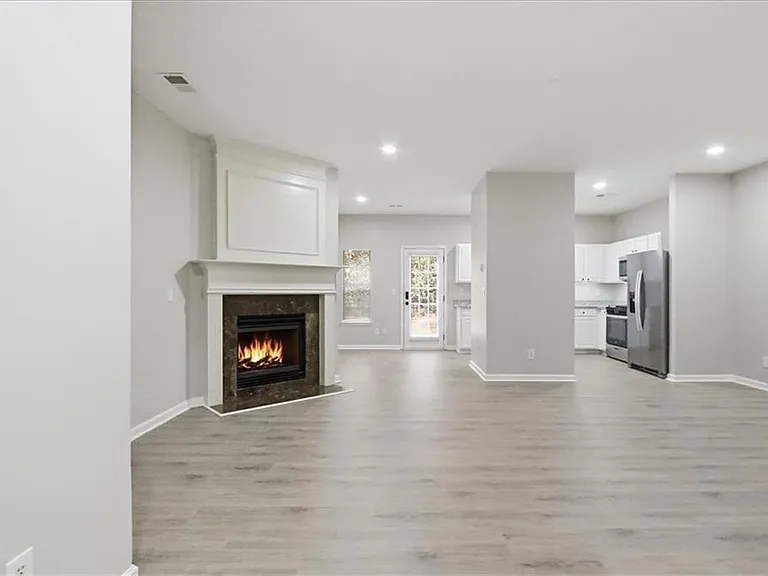 5630 Lawley Dr — Photo 9