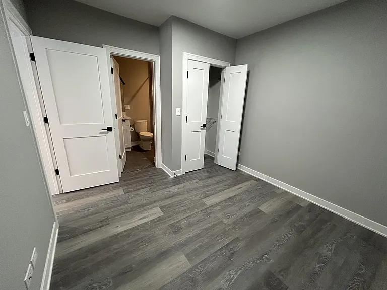 1647 N Fairfield Ave #2F1 — Photo 22