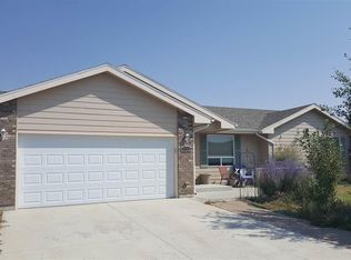 2322 Omaha Trl, Bar Nunn, WY 82601