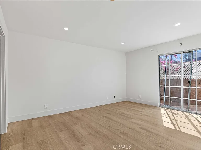 345 W Alameda Ave #104 — Photo 15