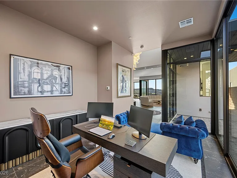 577 Overlook Rim Dr — Photo 14