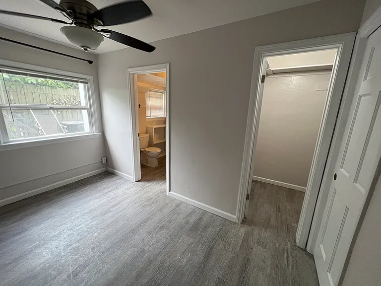 1843 E 6th St #1845 — Photo 8