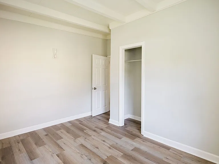 4170 Palace Ave — Photo 27