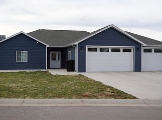 3855 E Beartooth Loop, Spearfish, SD 57783