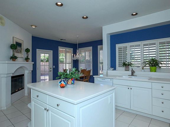 5th image of 1124 W Las Palmaritas Dr